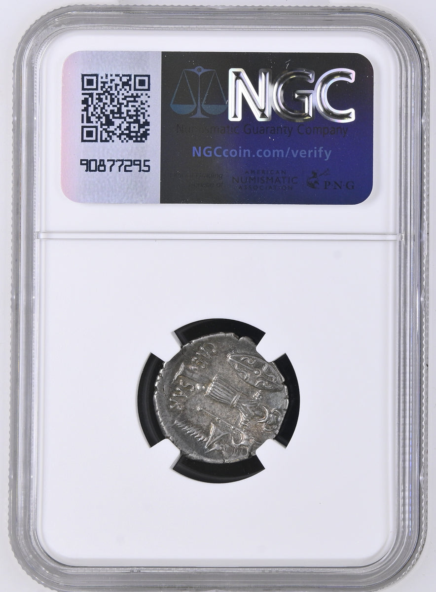紀元前48-47年 古代ローマ帝国 カエサル デナリウス銀貨 AU Strike 4/5